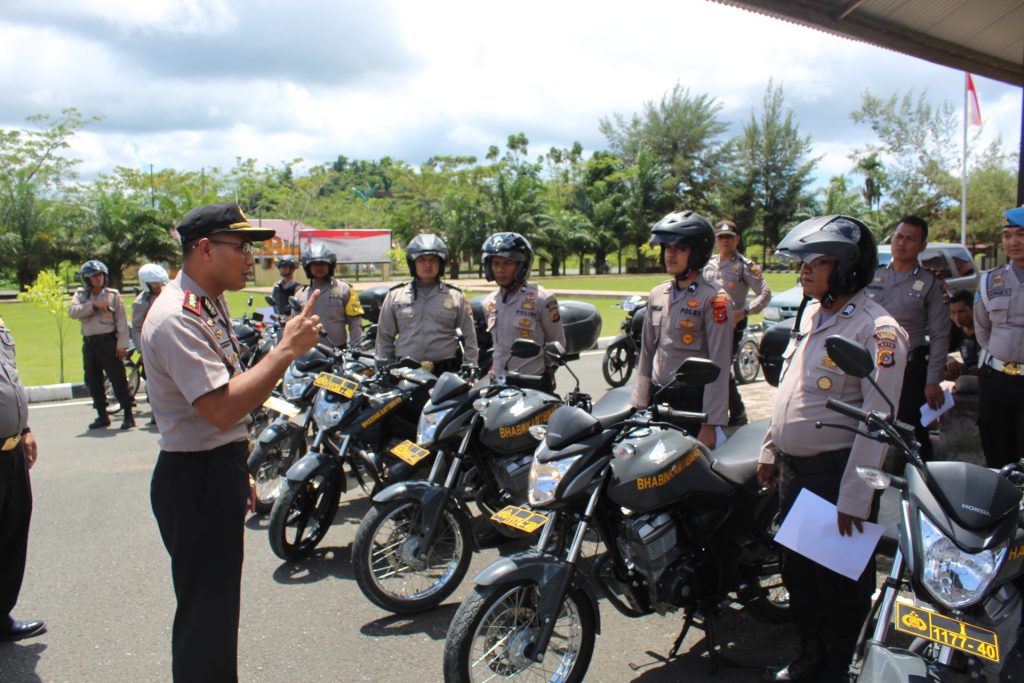 Kapolres Simeulue Cek Kesiapan Operasional Kendaraan Dinas