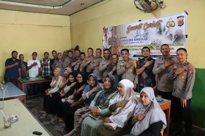 Polres Simeulue Gelar “Jumat Curhat” di Desa Sinabang