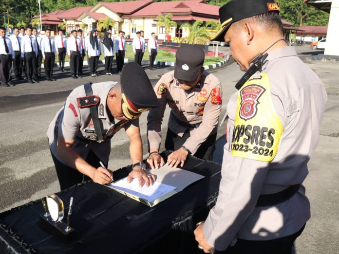 Polres Simeulue Laksanakan Upacara Serah Terima Jabatan Waka Polres Simeulue