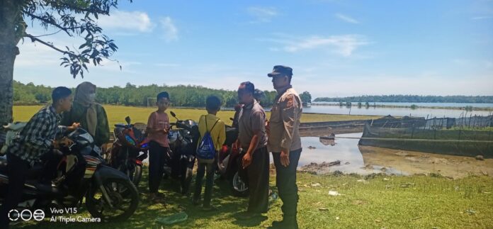 Polsek Teluk Dalam Polres Simeulue Sambangi Warga Desa Luan Balu